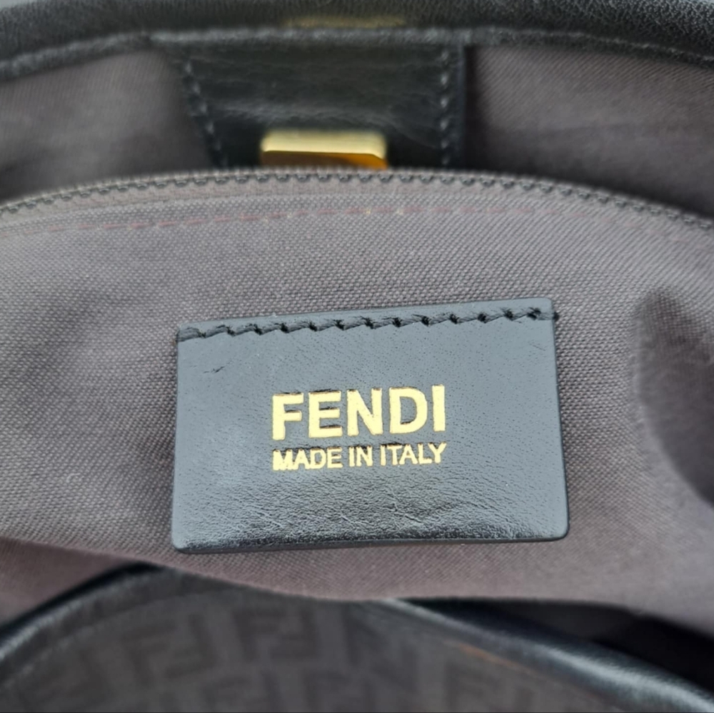 ✅️SOLD✅️ FENDI Black Gold Zucchino Chiusura Tote Shoulder Bag AUTHENTIC - Picture 10 of 14